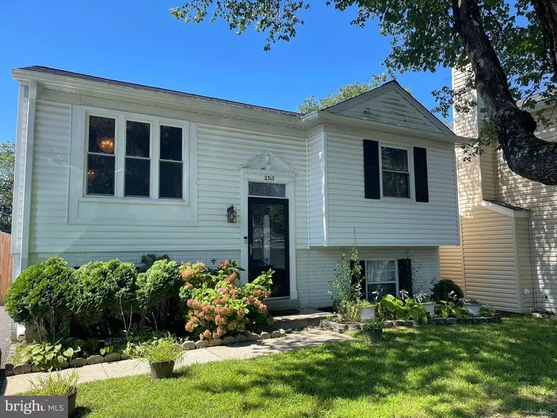 2313 WESTPORT LN, Crofton, MD 21114