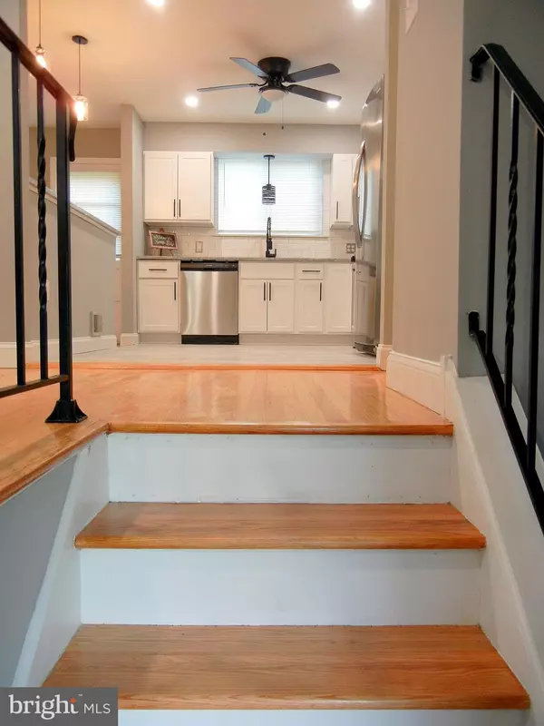 Bellmawr, NJ 08031,323 ANTHONY DR