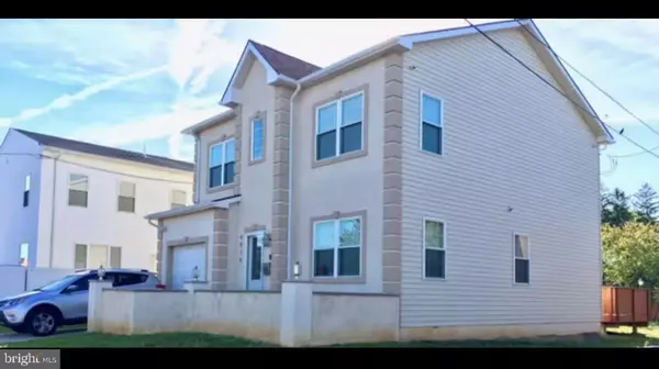 Philadelphia, PA 19111,6839 SUMMERDALE AVE