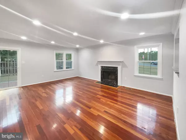 Centreville, VA 20120,14600 STONE RANGE DR