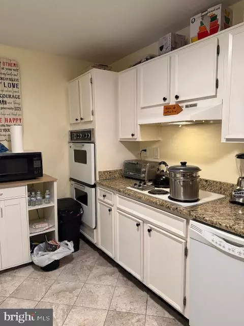 Alexandria, VA 22304,309 YOAKUM PKWY #512