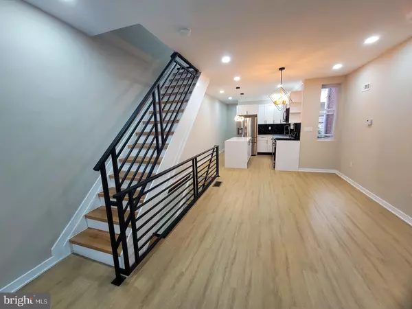 Philadelphia, PA 19143,5532 OSAGE AVE