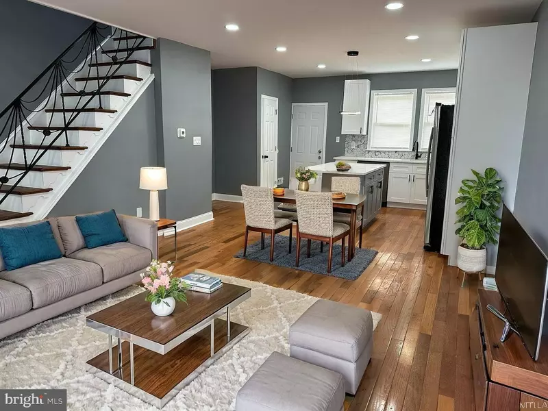 124 E RUSCOMB ST, Philadelphia, PA 19120