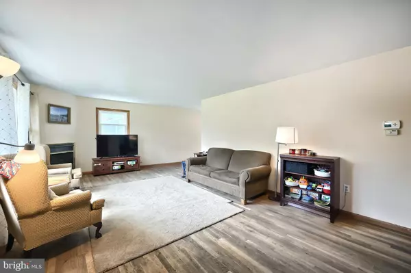 East Berlin, PA 17316,13 STUART DR