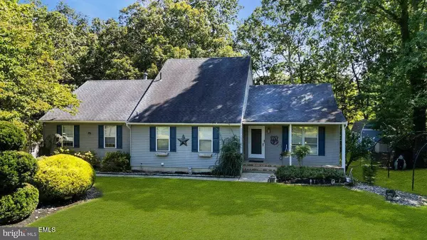 Jackson, NJ 08527,7 CORINNE CT