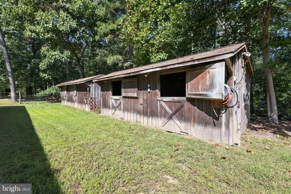 Salem, NJ 08079,526 HARMERSVILLE PECKS CORNER RD