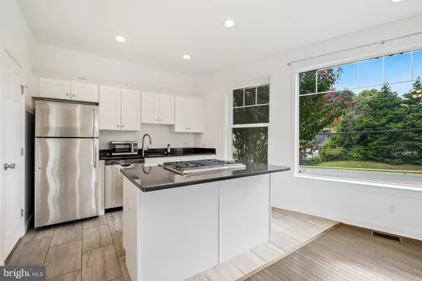 Arlington, VA 22204,3114 19TH ST S