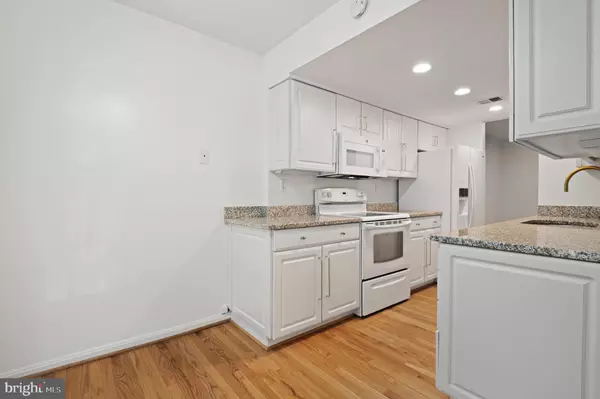 Montgomery Village, MD 20886,10026 MAPLE LEAF DR