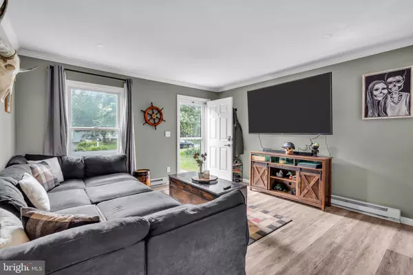 Little Egg Harbor Twp, NJ 08087,20 COLONIAL DR