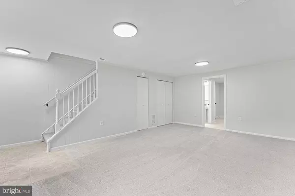 Woodbridge, VA 22193,14341 PARK CT N