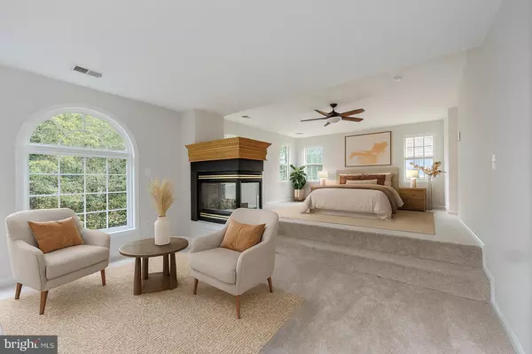 White Plains, MD 20695,10456 MARKBY CT