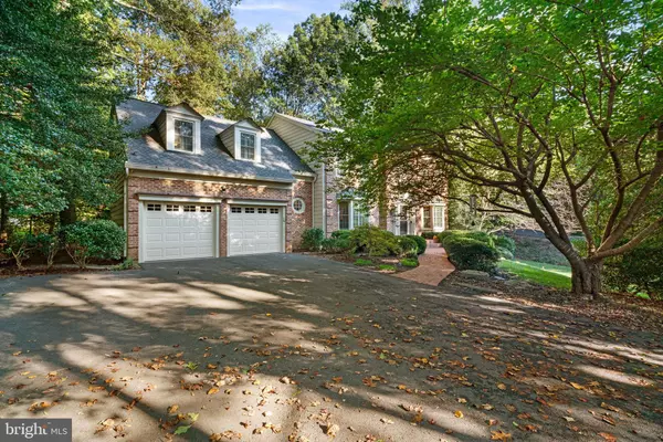 Fairfax Station, VA 22039,10621 BEECHNUT CT