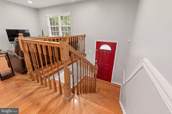 Woodbridge, VA 22193,5590 NEDDLETON AVE