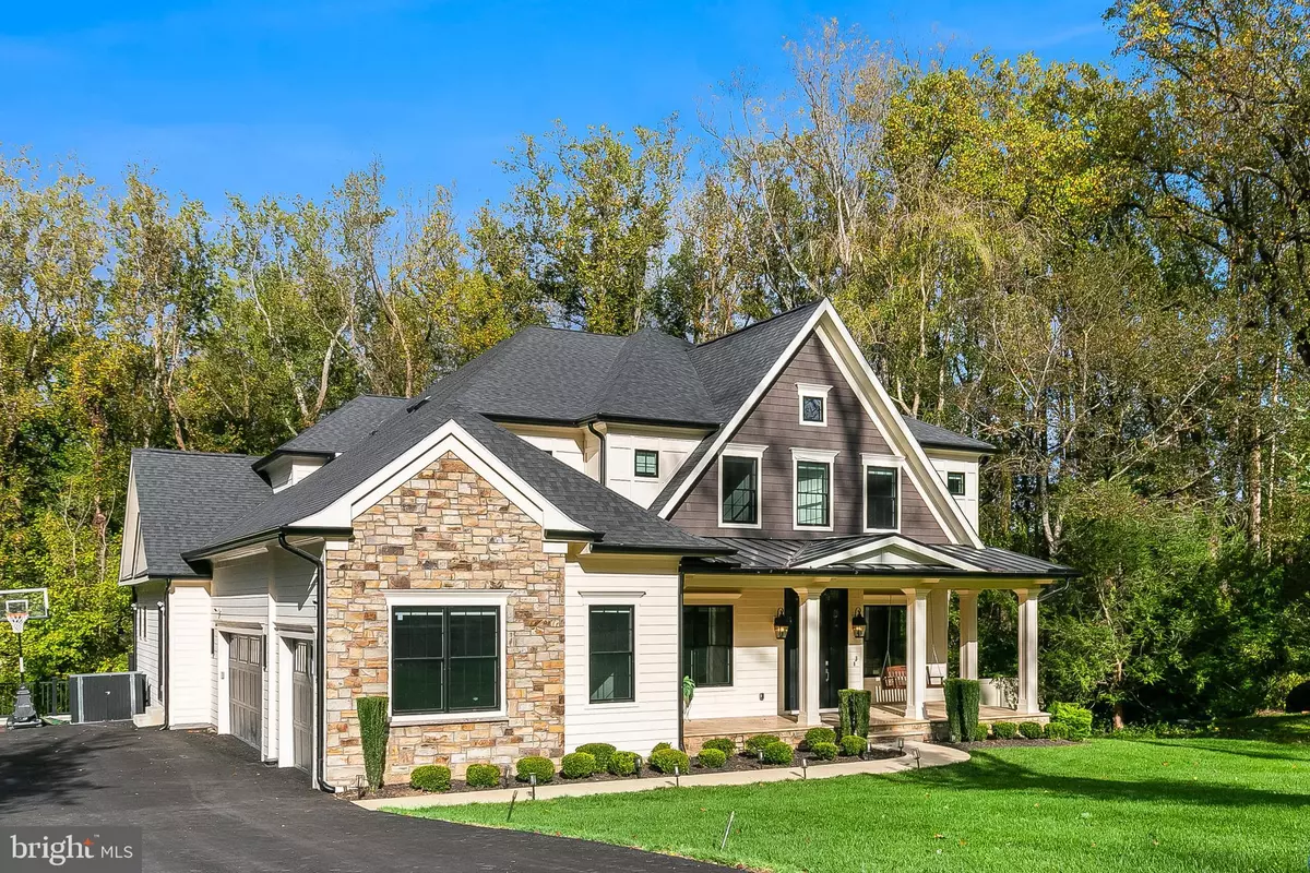 Mclean, VA 22101,7002 A RIVER OAKS DR