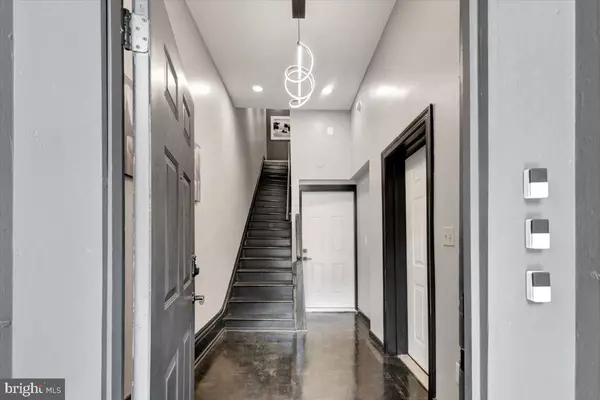 Baltimore, MD 21217,2511 MADISON AVE