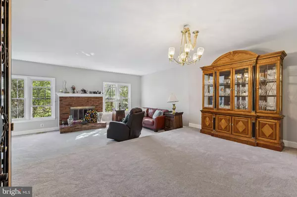 Alexandria, VA 22306,8225 CEDAR LANDING CT