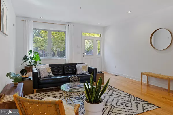 Philadelphia, PA 19125,1820 FRANKFORD AVE