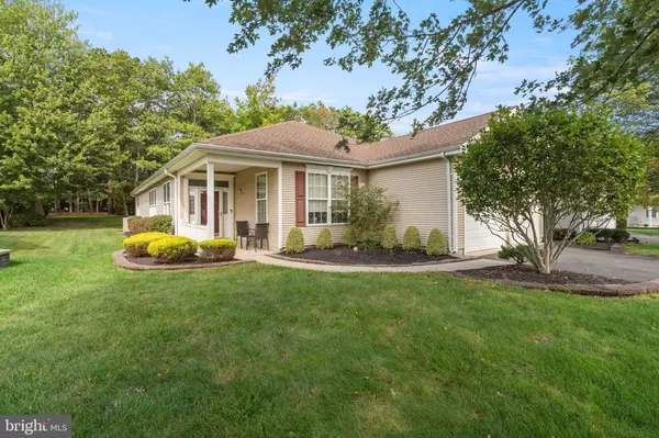 Barnegat, NJ 08005,8 WHITECAPS TER