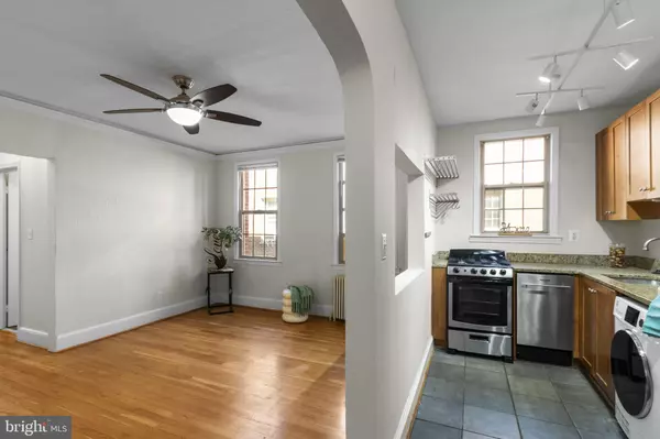 Washington, DC 20009,1441 EUCLID ST NW #207