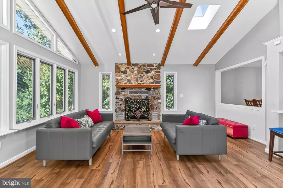 6020 CRAFT RD, Alexandria, VA 22310