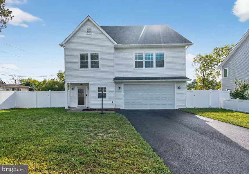 7643 CHESTNUT ST, Manassas, VA 20111