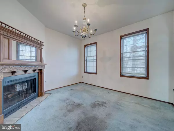 Washington, DC 20003,1505 PENNSYLVANIA AVE SE