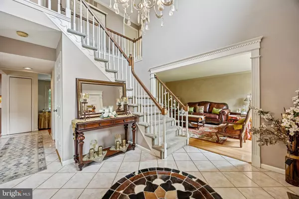 Huntingdon Valley, PA 19006,21 ROY LN