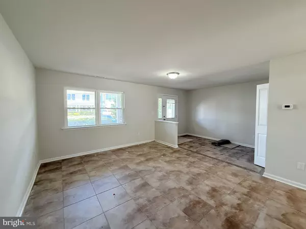Millville, NJ 08332,6 WHITAKER CT