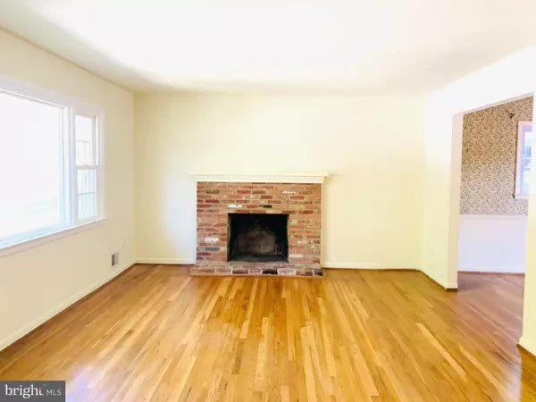 Alexandria, VA 22304,4532 PEACOCK AVE