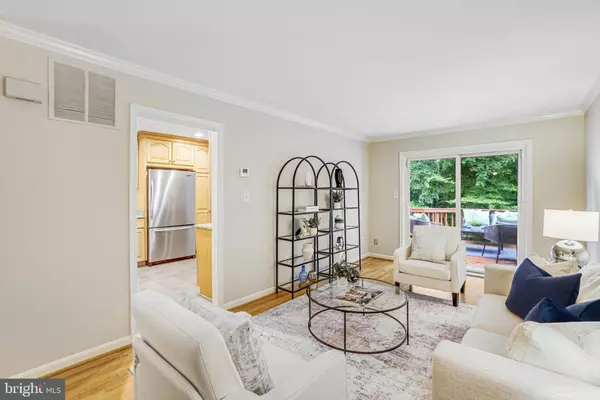 Springfield, VA 22153,8017 GALLA KNOLL CIR