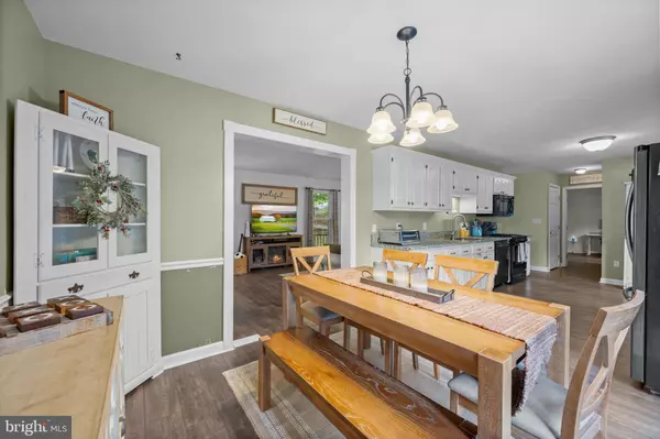 Manchester, MD 21102,2997 REGAL OAK DR