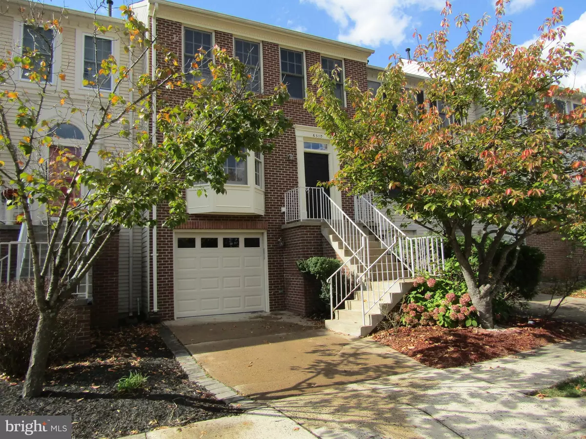 Centreville, VA 20121,6310 GUN CAP CT