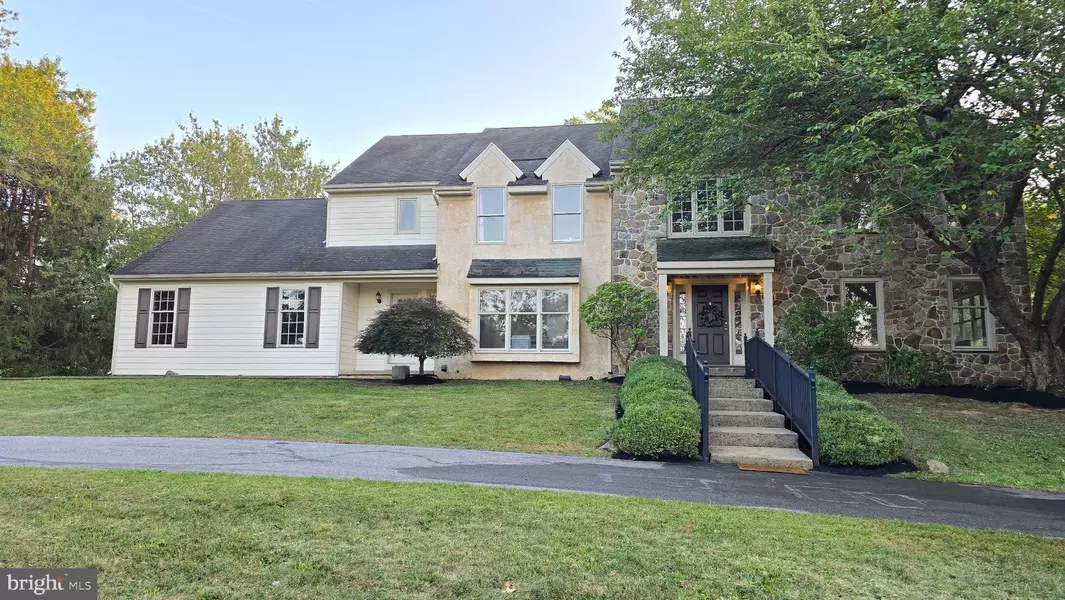 190 LAMB TAVERN LN, Glenmoore, PA 19343