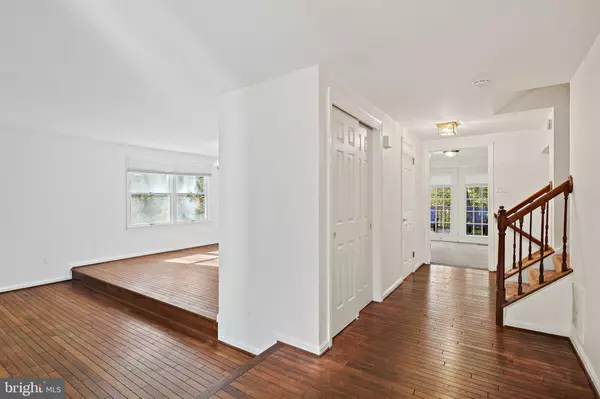 Columbia, MD 21044,11808 BARE SKY LN