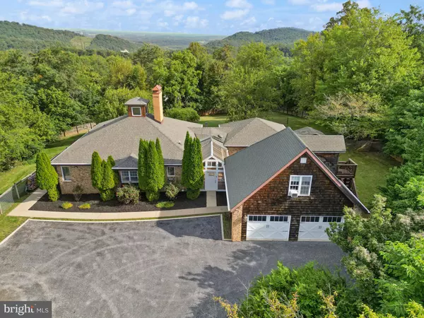 Front Royal, VA 22630,393 HIGH KNOB RD