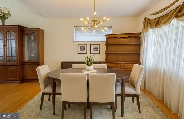 Bethesda, MD 20817,9831 SINGLETON DR