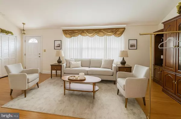 Bethesda, MD 20817,9831 SINGLETON DR