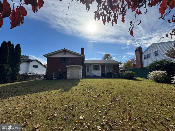 Bethesda, MD 20817,9831 SINGLETON DR