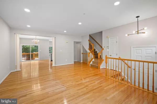 Rockville, MD 20850,13614 VALLEY OAK CIR