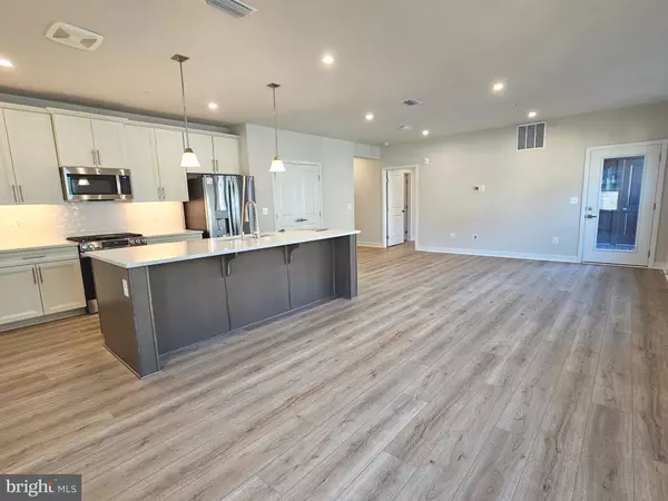 Chantilly, VA 20151,14401 MILK THISTLE LN #340