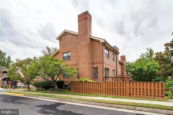 Mclean, VA 22101,1477 HAMPTON HILL CIR