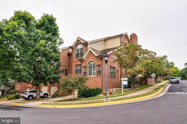 Mclean, VA 22101,1477 HAMPTON HILL CIR