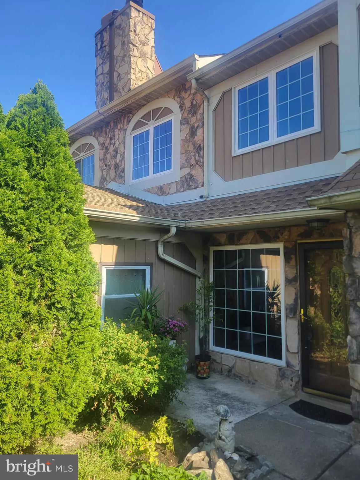 Philadelphia, PA 19116,1207 FRIEL PL