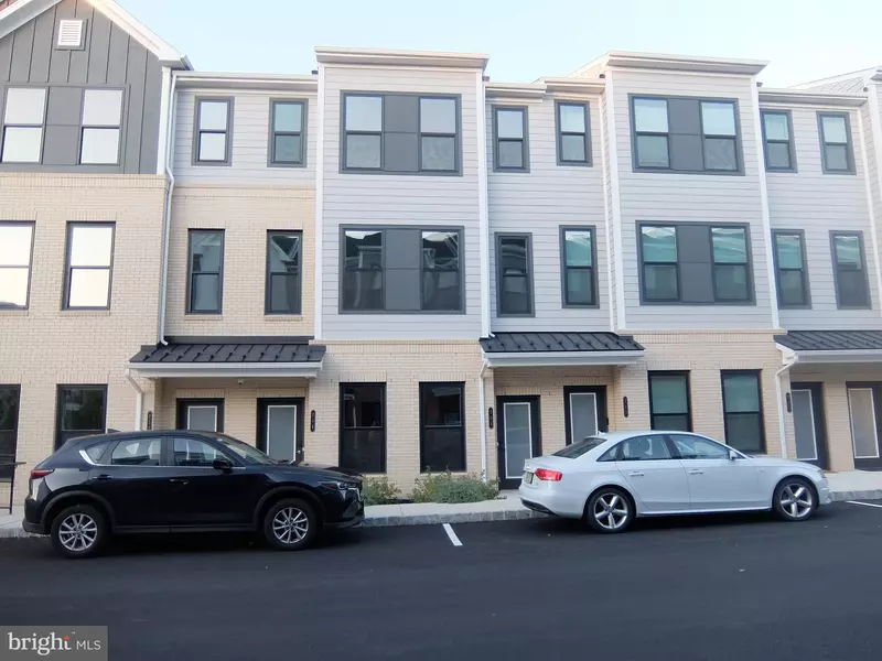 713 PARKER BLVD, Princeton Junction, NJ 08550