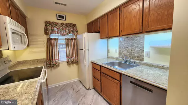 Laurel, MD 20708,9264 CHERRY LN #48