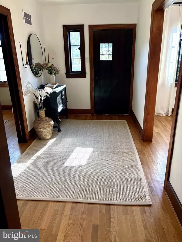 Washington, VA 22747,515 MOUNT SALEM AVE