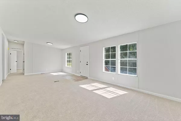 Newtown, VA 23126,897 SALVIA RD