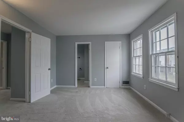 Centreville, VA 20121,14404 COOL OAK LN