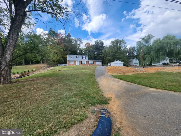 Enola, PA 17025,609 MOUNTAIN ST