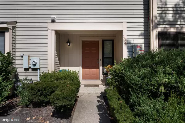 Marlton, NJ 08053,104 DORSET DR